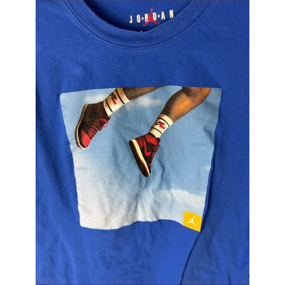 Air Jordan Tee Shirt - Men's Medium